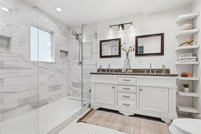 5718 Highland Hills DR, Austin, TX 78731