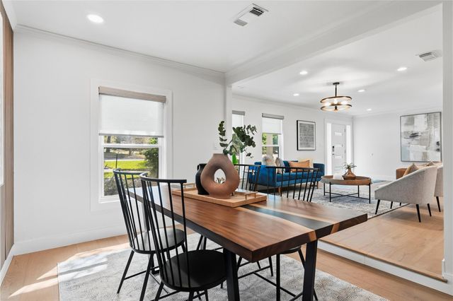 5718 Highland Hills DR, Austin, TX 78731