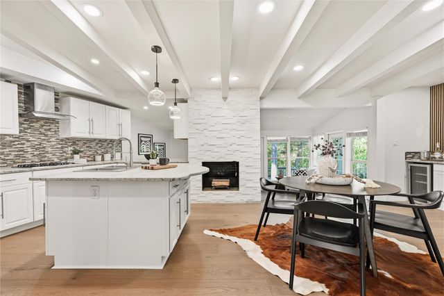 5718 Highland Hills DR, Austin, TX 78731