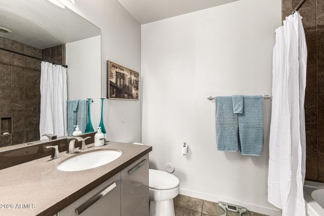 1 E LEXINGTON Avenue 1107, Phoenix, AZ 85012