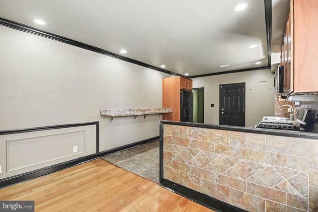 818 CATOR AVE, Baltimore, MD 21218