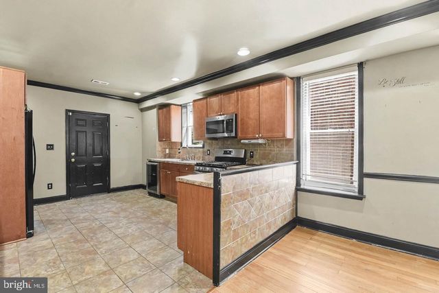 818 CATOR AVE, Baltimore, MD 21218