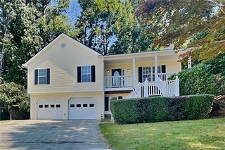 1043 Foxhollow Trail, Canton, GA 30115