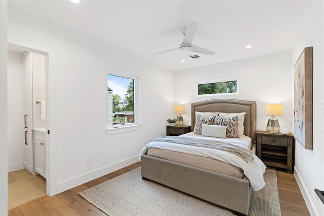 814 Azalea Street, Houston, TX 77018