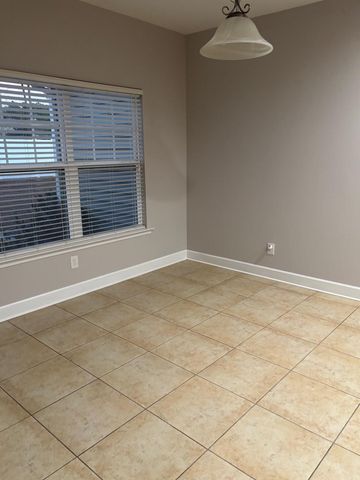 322 Bracken Fern Road, Moncks Corner, SC 29461