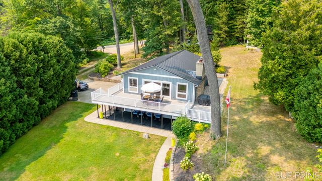 1485 Hess Lake Drive, Grant Twp-newaygo, MI 49327