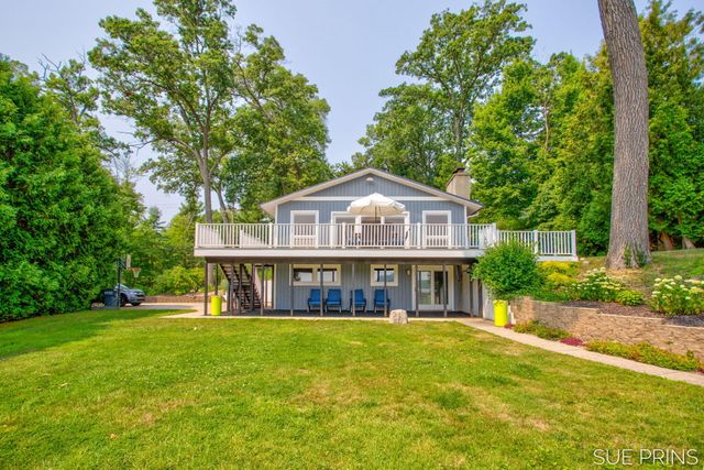 1485 Hess Lake Drive, Grant Twp-newaygo, MI 49327