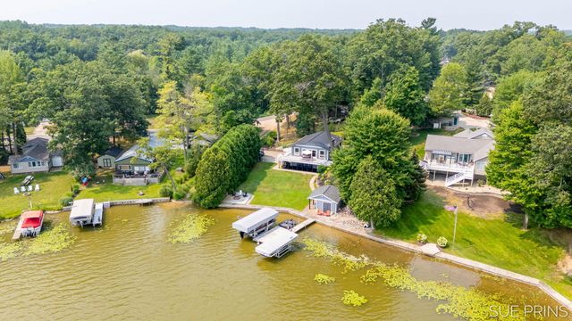 1485 Hess Lake Drive, Grant Twp-newaygo, MI 49327