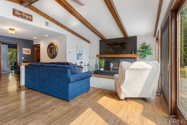 1485 Hess Lake Drive, Grant Twp-newaygo, MI 49327