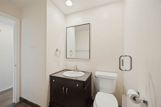 4034 Rawlins Street 102, Dallas, TX 75219