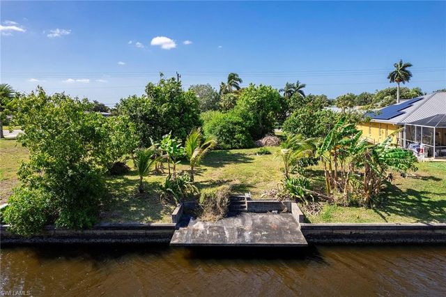2411 Everest PKWY, Cape Coral, FL 33904