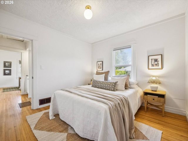 6404 N DETROIT Ave, Portland, OR 97217