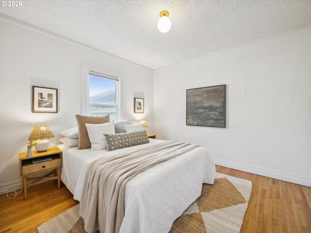 6404 N DETROIT Ave, Portland, OR 97217