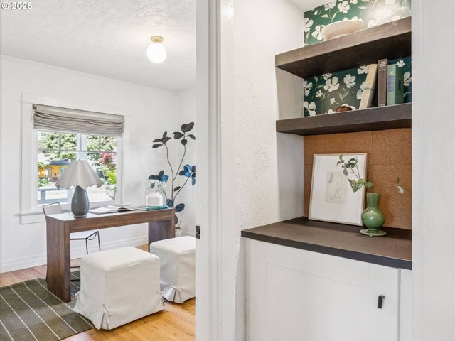 6404 N DETROIT Ave, Portland, OR 97217