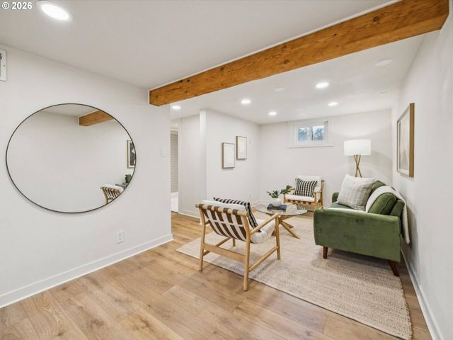 6404 N DETROIT Ave, Portland, OR 97217