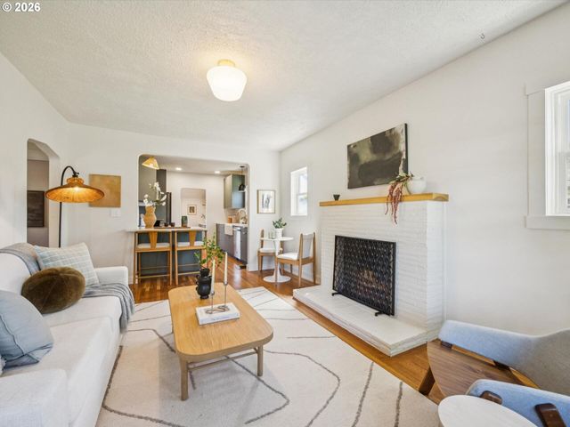 6404 N DETROIT Ave, Portland, OR 97217