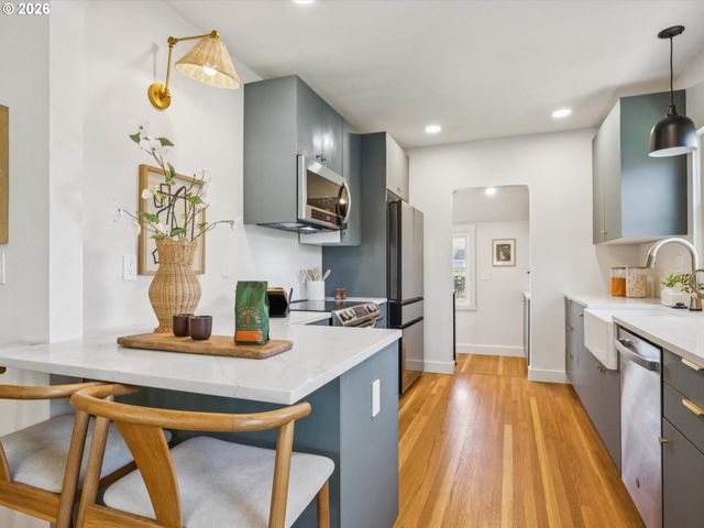 6404 N DETROIT Ave, Portland, OR 97217