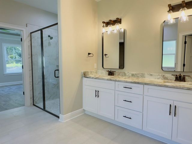 1586 Beaver Creek Drive, Havana, FL 32333