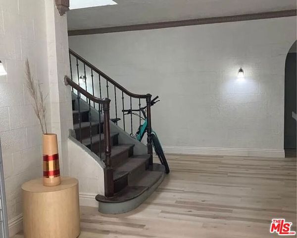 21 Westminster 208, Los Angeles, CA 90291