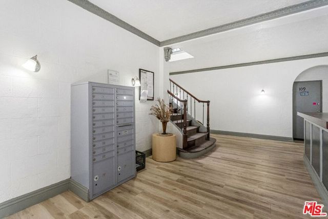 21 Westminster 208, Los Angeles, CA 90291