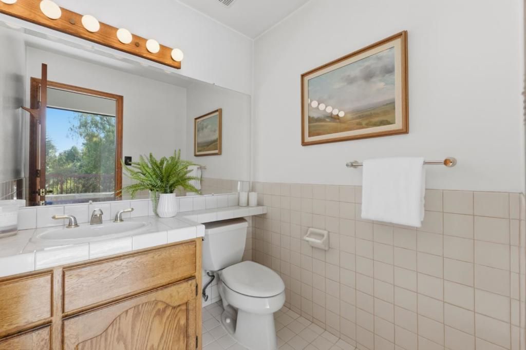 Image 13 of property listing at 1050 Seminole, Fremont, CA 94539