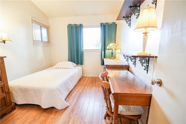 1935 9th, La Verne, CA 91750