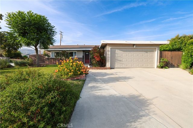 1935 9th, La Verne, CA 91750