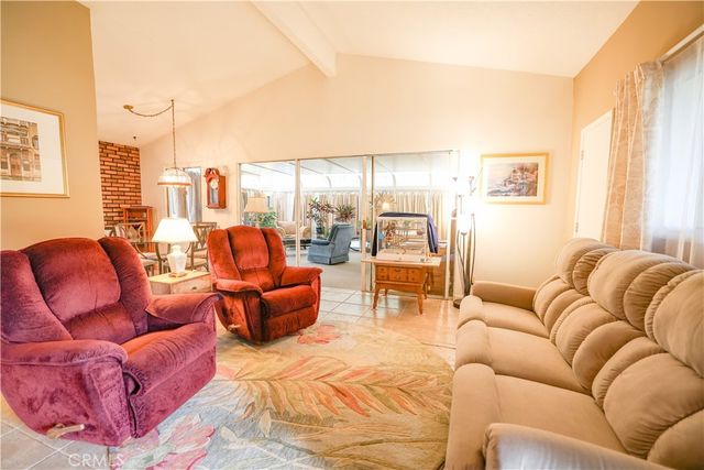 1935 9th, La Verne, CA 91750