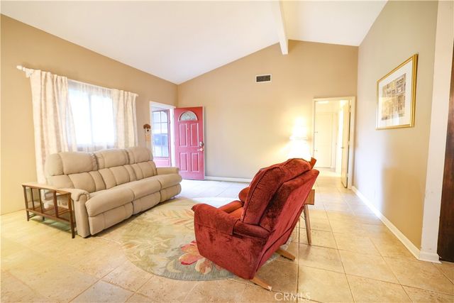 1935 9th, La Verne, CA 91750