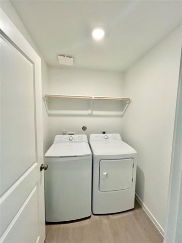 2623 American Ruby Drive, Rosharon, TX 77583