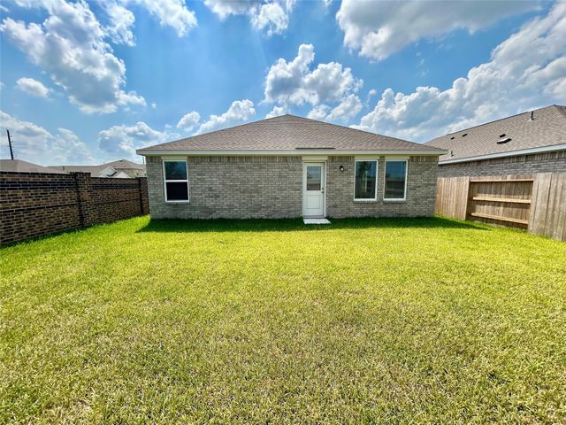 2623 American Ruby Drive, Rosharon, TX 77583