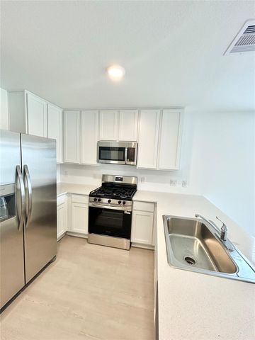 2623 American Ruby Drive, Rosharon, TX 77583