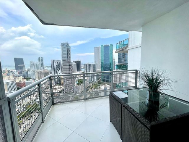 350 S Miami Ave 4003, Miami, FL 33130