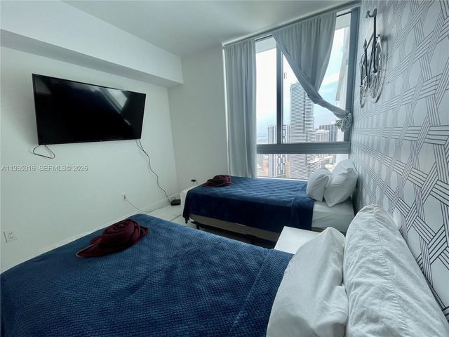 350 S Miami Ave 4003, Miami, FL 33130