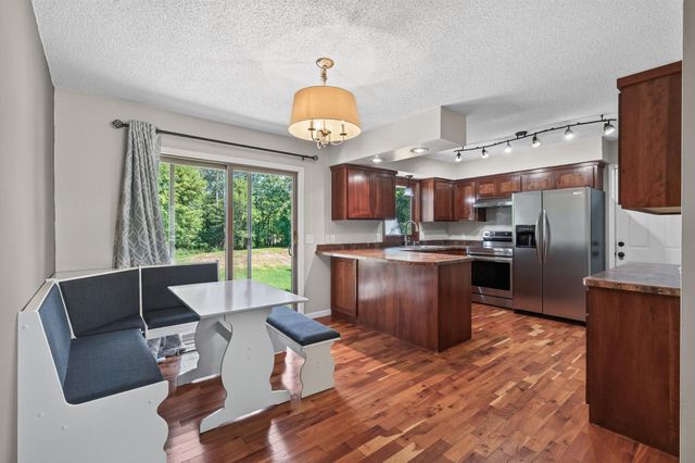 2051 Deerwood Lane NE, Wyoming, MN 55092