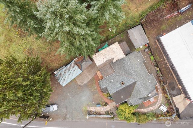 2814 Pioneer Way E, Tacoma, WA 98404