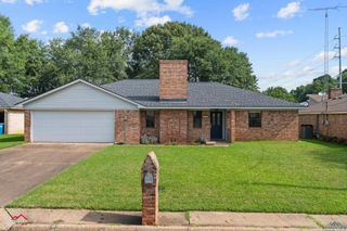 1902 Inglewood, Henderson, TX 75654