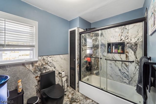 149 E Clay Ave, Roselle Park Boro, NJ 07204