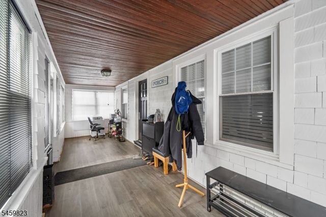 149 E Clay Ave, Roselle Park Boro, NJ 07204
