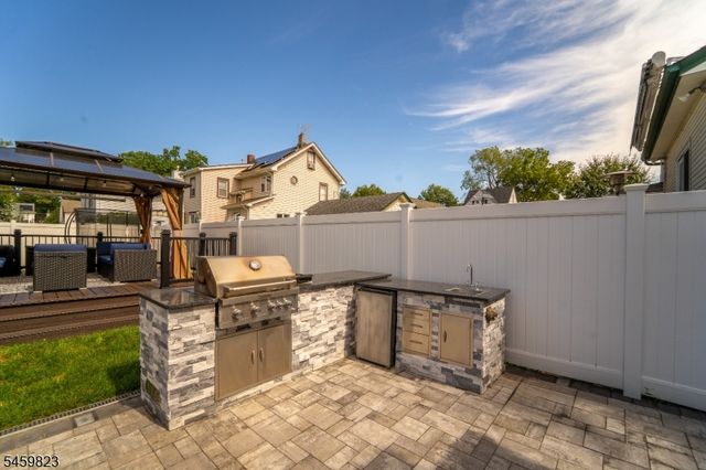 149 E Clay Ave, Roselle Park Boro, NJ 07204