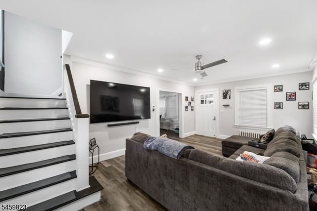 149 E Clay Ave, Roselle Park Boro, NJ 07204