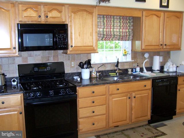 92 TAIL OF THE FOX DR, Ocean Pines, MD 21811