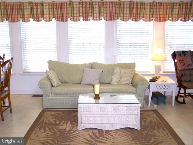 92 TAIL OF THE FOX DR, Ocean Pines, MD 21811