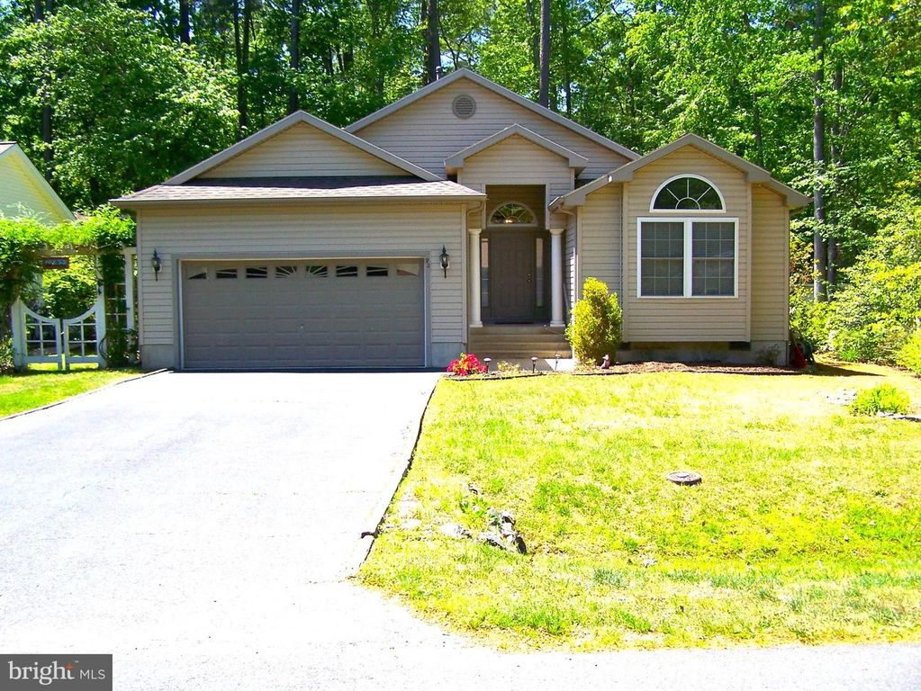 92 TAIL OF THE FOX DR, Ocean Pines, MD 21811