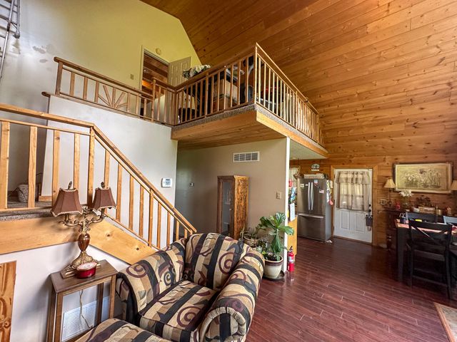 452 Heaven Lane, Sharpsburg, KY 40374