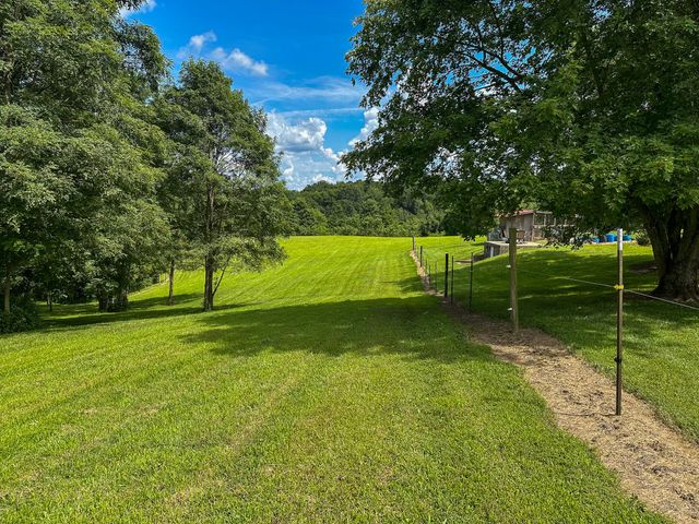 452 Heaven Lane, Sharpsburg, KY 40374