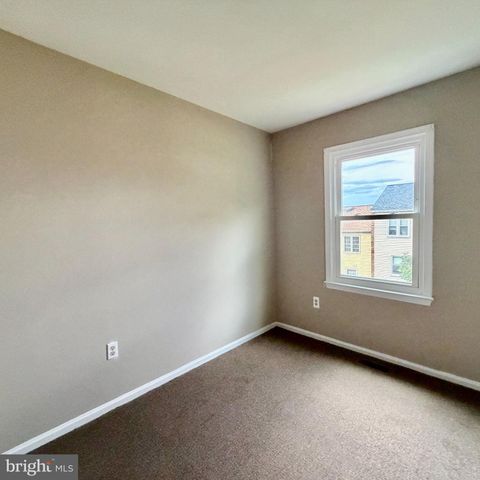 1003 MARSDEN CT, Sterling, VA 20164