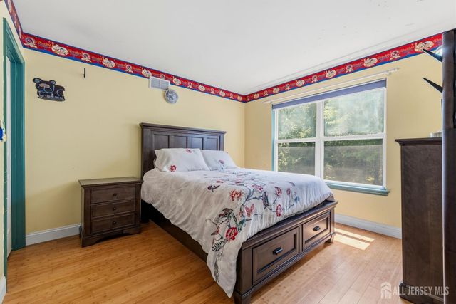 37 Christopher Court, Old Bridge, NJ 08857