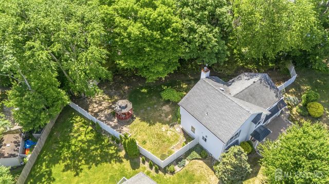 37 Christopher Court, Old Bridge, NJ 08857