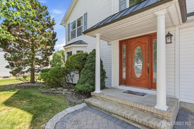 37 Christopher Court, Old Bridge, NJ 08857